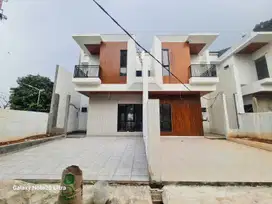 Rumah Baru 2 Lantai SHM di dalam Perumahan Pulogebang, Cakung