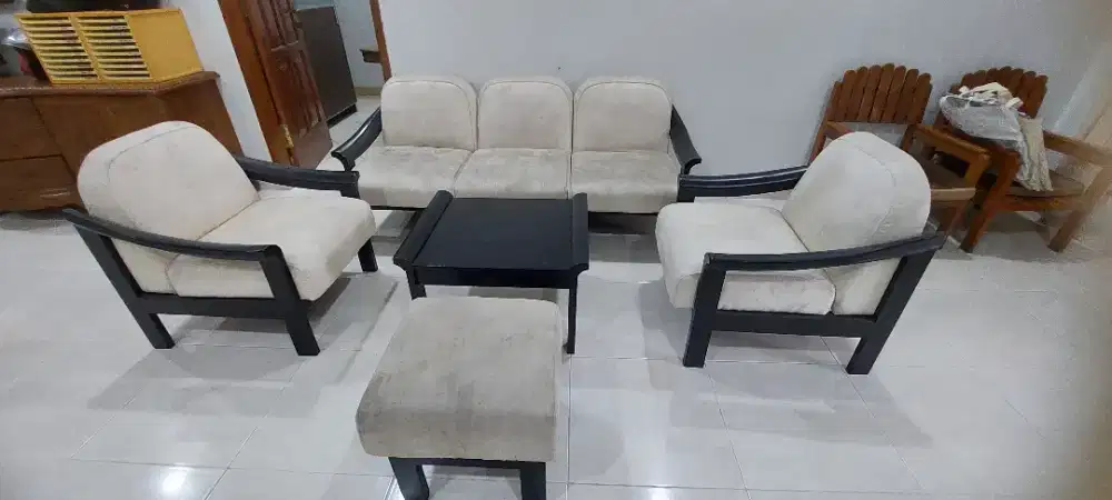 1 Set Sofa Cantik