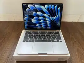 Macbook Air M2 8/256 Silver