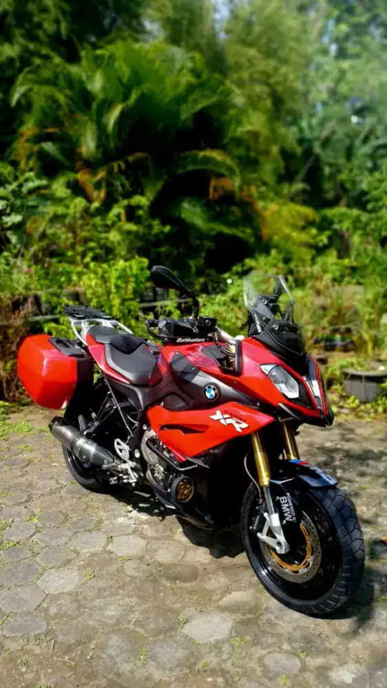 BMW S1000XR  2016 Adventure Full Papper