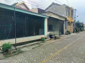 RUMAH DI KELURAHAN WATES, MAGERSARI MOJOKERTO