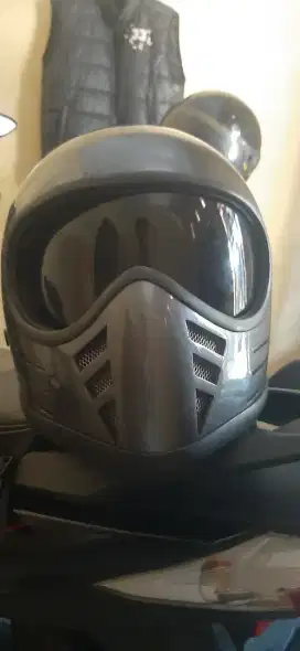 Helm Cakil Gladiator