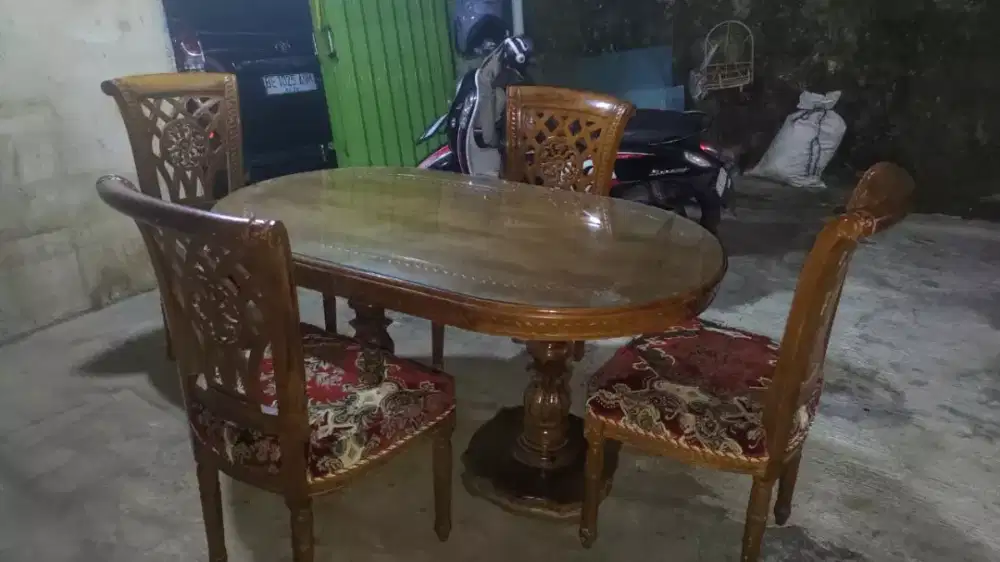 Meja makan salina kursi 4 kayu jati asli