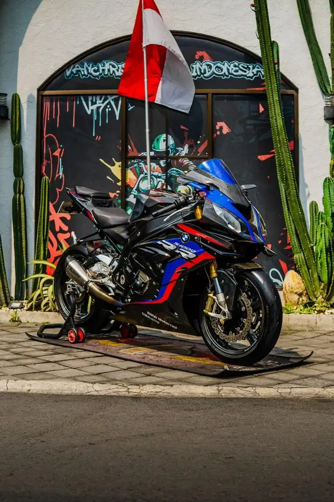 BMW S1000 Rr 2018 CBR1000RR R1 R6