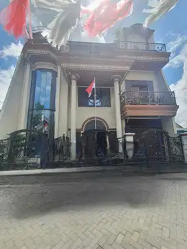RUMAH DI KELURAHAN KLETEK, TAMAN SIDOARJO