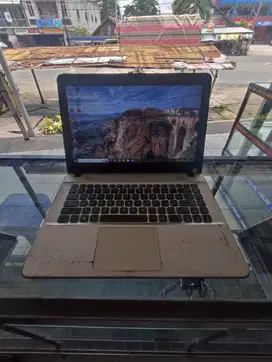 Laptop Asus X441B AMD RAM 8GB HDD 1TB GARANSI