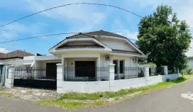 Rumah hook di tengah kota kediri