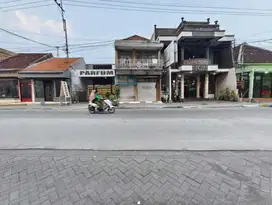 RUMAH DI JALAN RAYA KLUDAN NO 36, KLUDAN, TANGGULANGIN SIDOARJO