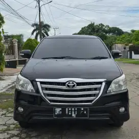 Toyota Kijang Innova 2.0 Bensin Tipe V siap pakai Dp 10 jt