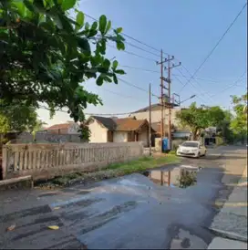 Rumah Manukan STRATEGIS HITUNG TANAH
