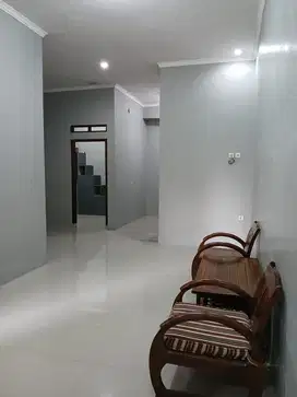 Disewakan pertahun diperumahan bumi inti persada