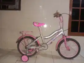 Sepeda anak uk 16
