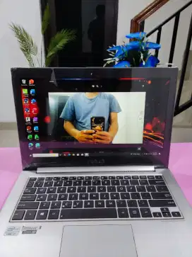 ASUS ZENBOOK PRIME UX31A-V04 Superslim [SSD]