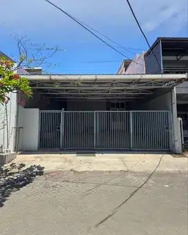 Rumah Manyar Jaya STRATEGIS