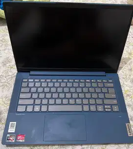 LAPTOP LENOVO AMD RYZEN 5