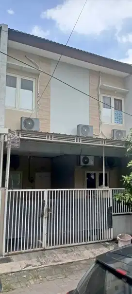 KOST²AN MINIMALIS MURAH DI KUTISARI UTARA DEKAT SAMA UK. Petra