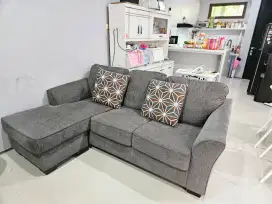 Dijual Sofa L ASHLEY