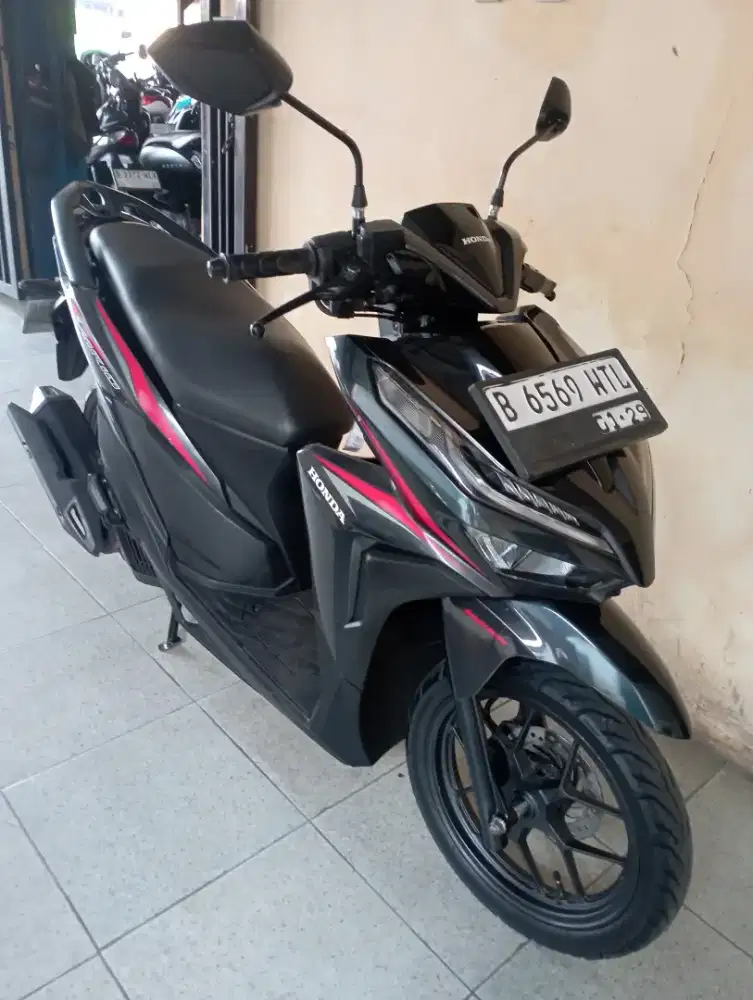 HONDA VARIO 125 Tahun 2018 KM RENDAH KONDISI BAGUS