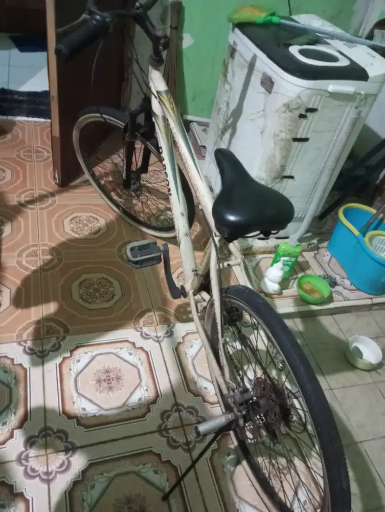 Dijual sepeda gunung merk darson