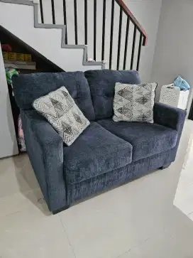 Dijual Sofa ASHLEY MAHONEY