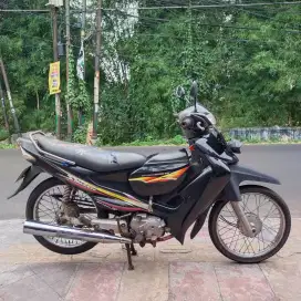 Suzuki Smash 2004 -Hitam Bagus lengkap