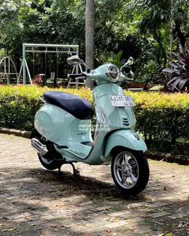 JUAL MURAH VESPA PRIMAVERA 150 iGET ABS FACELIFT 2024 MULUS
