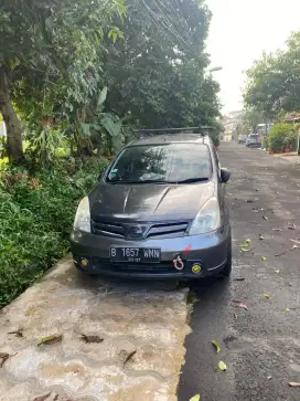 Dijual mobil grand livina