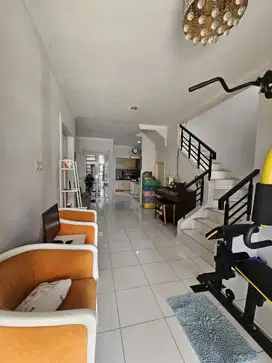 Dijual Rumah 2 Lantai Full Renov di Gading Serpong SIap Huni