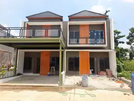 Townhouse mewah super murah dekat pintu tol Jatiwarna