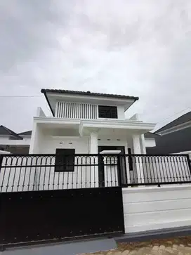 RUMAH MURAH MINIMALIS DEKAT KAMPUS BINUS