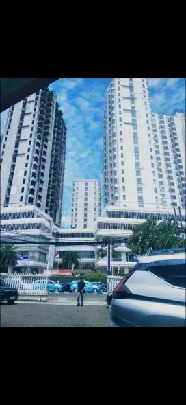 PARKIRAN DI SAMPING MALL KOTAKASABLANKA
