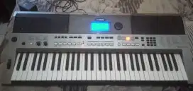 Keyboard YAMAHA seri E 443 sudah bisa flashdisk usb