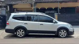 Grand Livina X-Gear AT 1.5 CVT 2013