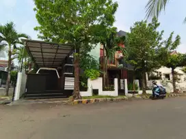 Dijual rumah hoek full renovasi siap huni di Taman Galaxy, Bekasi