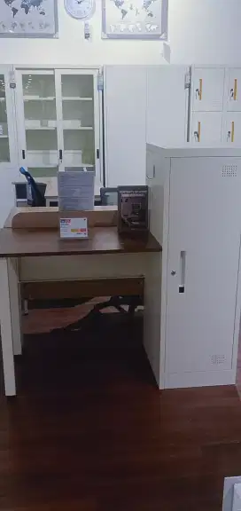 COMPUTER TABLE STORAMETA CICILAN DP 0%