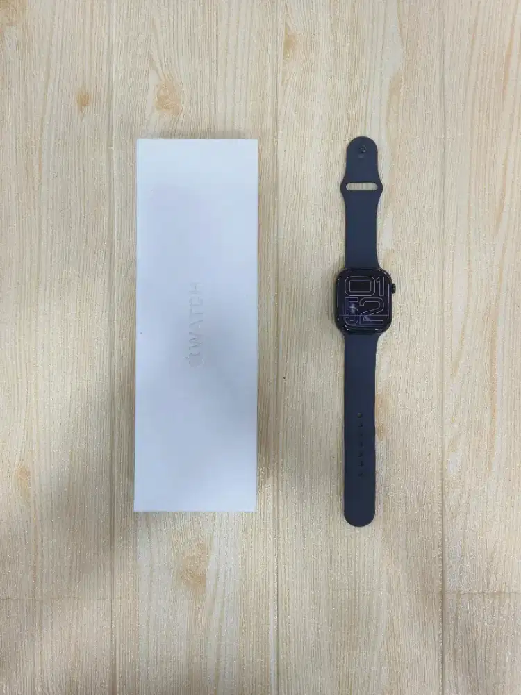 ( Second ) Apple Watch Series 10 46mm - Black | IBOX | Fullset Ori
