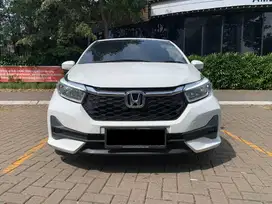 KM LOW, DP 20JT // HONDA BRIO E CVT AT 2024