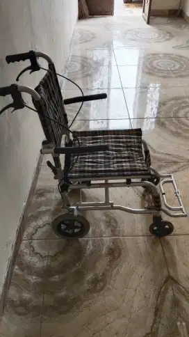 DIJUAL KURSI RODA MURAH