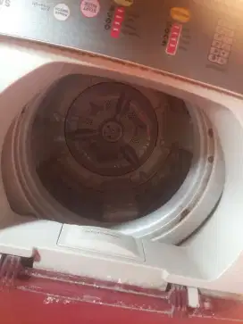 Forsale mesin cuci SANKEN 1 TABUNG KAPASITAS 8KG siap pakai