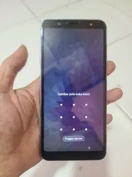 Dijual samsung J8 ram 3/32 mulus normal cuma minusnya lupa pola