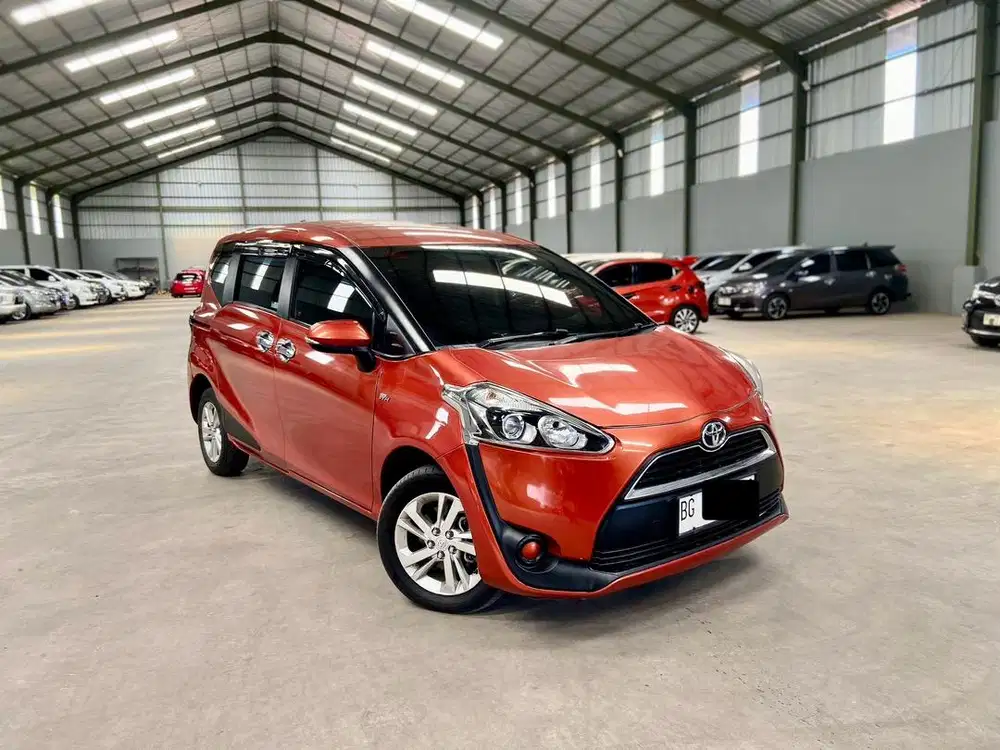 [61RB KM] Toyota Sienta 1.5 2017 / 2018 AT Matic type E