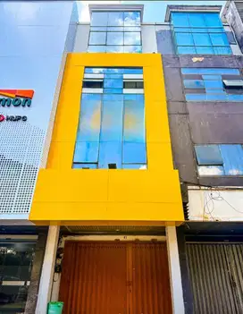 Murah 2 Ruko Sambung Lokasi Strategis di Darmo Galeria Mayjend Sungkon