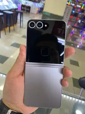 Second Samsung Z Flip6 12/256GB