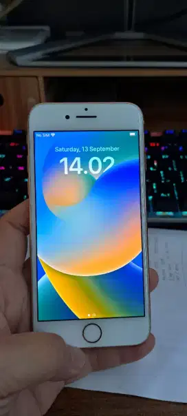 Iphone 8 second ex-cewe / rose gold / 64gb / siapa cepat dia dapat