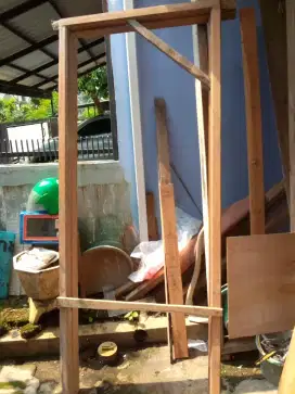 Pintu kayu jati