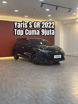 Toyota Yaris 1.5 S GR Sport 2023 km 6rb low