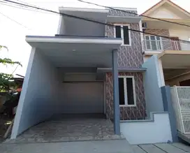 MEDOKAN ASRI ROW 3 MOBIL‼️Rumah Baru 2 Lantai Dekat UPN Rungkut