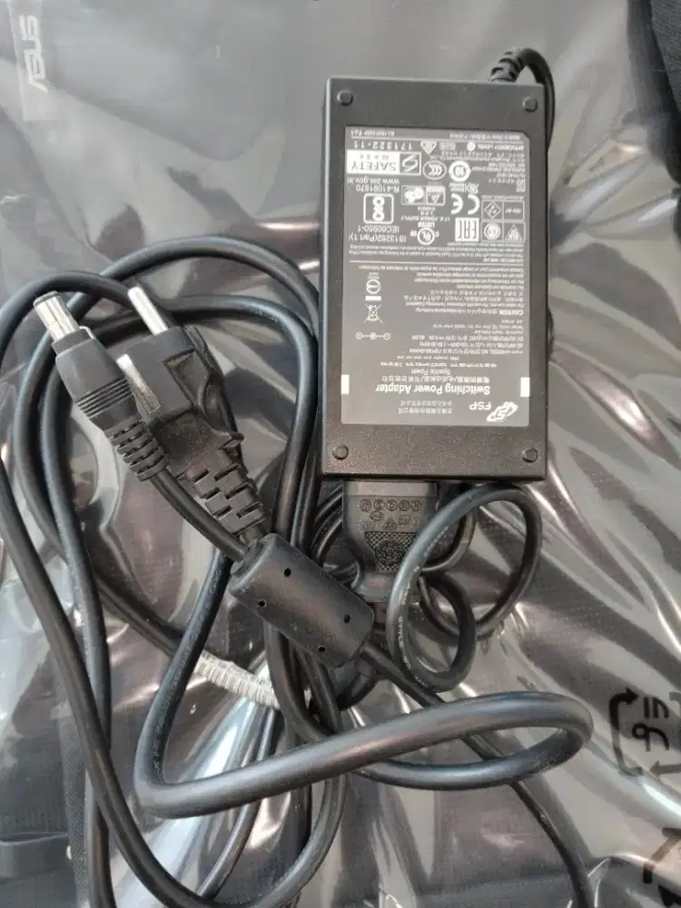 Casan/adaptor laptop