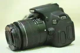 Kamera canon 700D