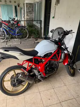 Honda CB150R Tahun 2015